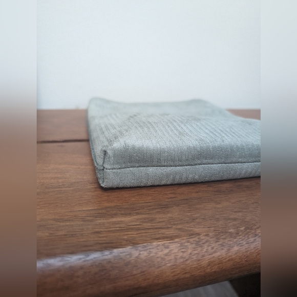 Madewell The Slim Brooklyn Crossbody Bag - Picture 8 of 10